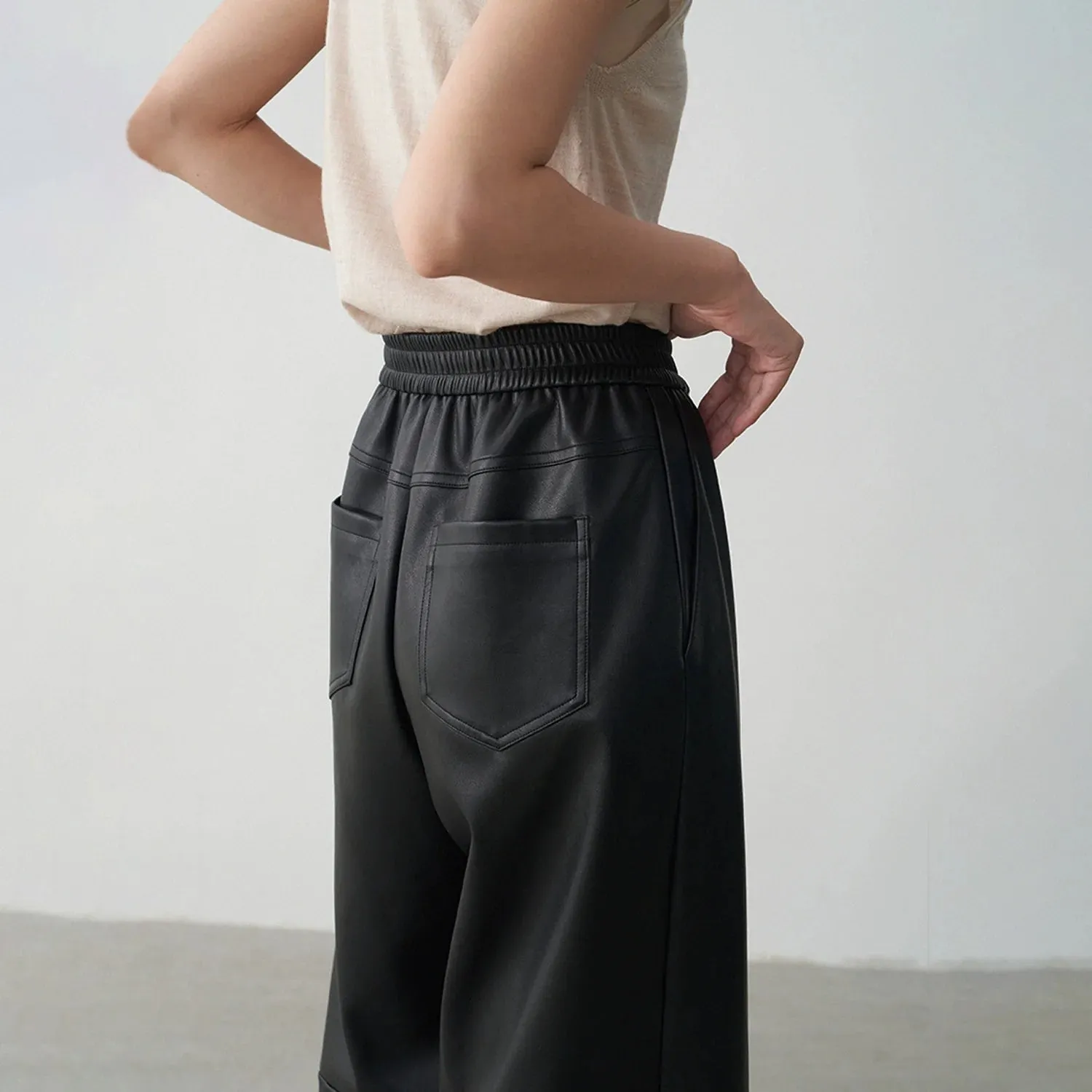 Black Elastic High-Waisted Faux Leather Pants
