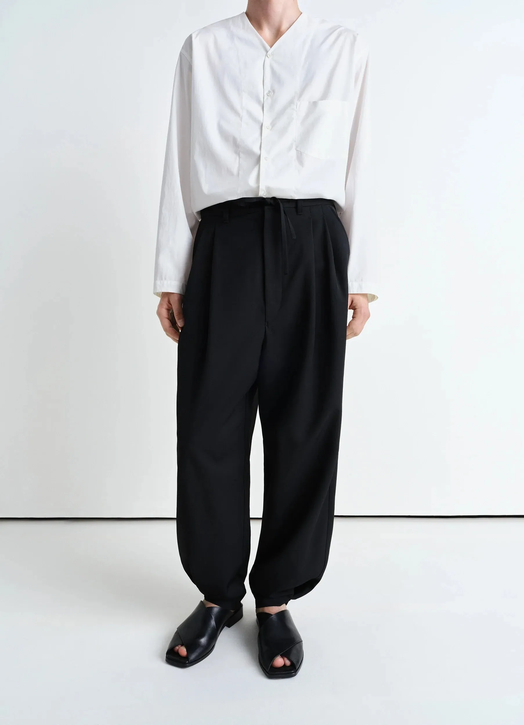DRAWSTRING PLEATED PANTS