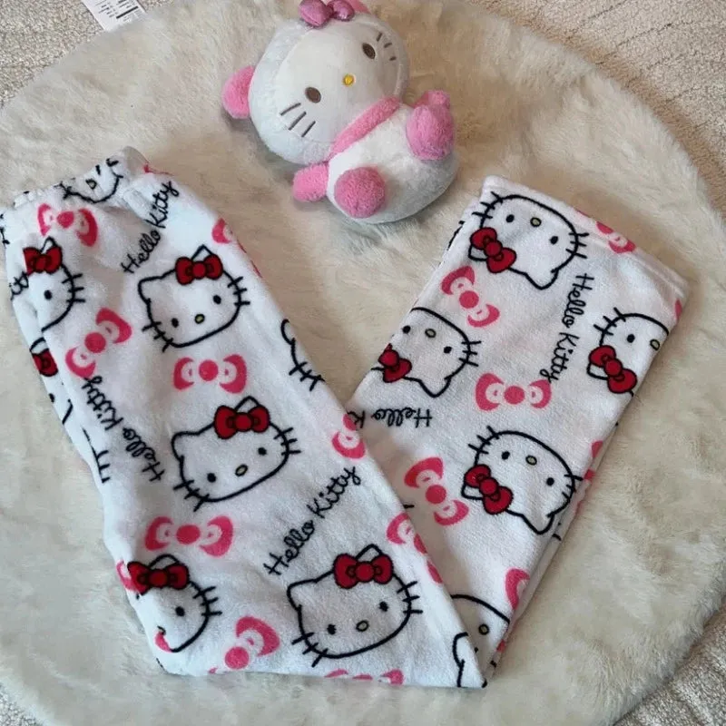 Hello Kitty Patterned Comfy Pajamas