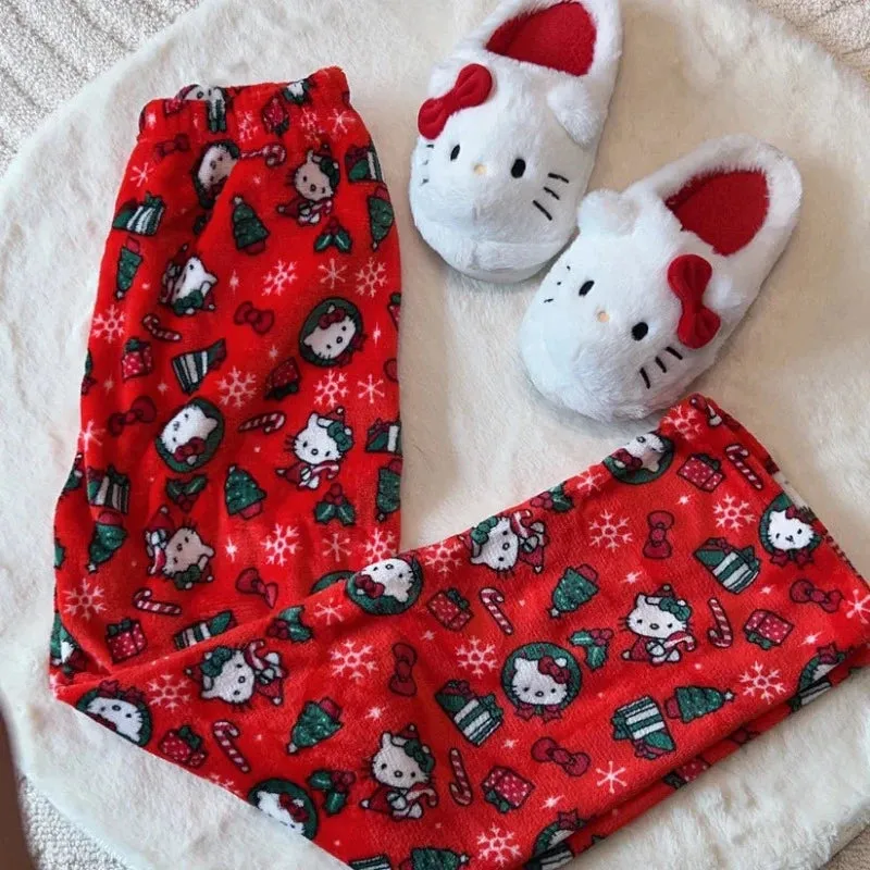 Hello Kitty Patterned Comfy Pajamas