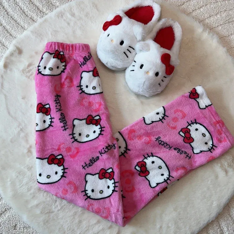 Hello Kitty Patterned Comfy Pajamas
