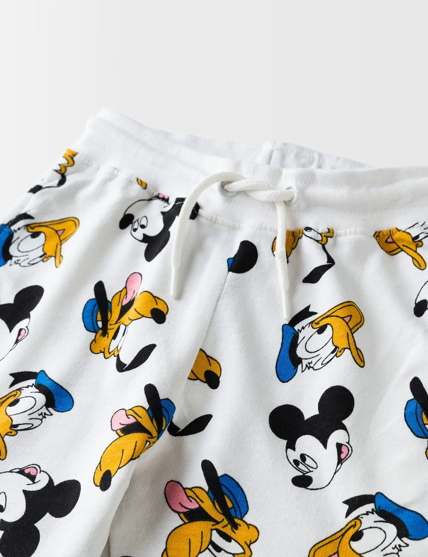MICKEY AND FRIENDS KNIT SHORTS