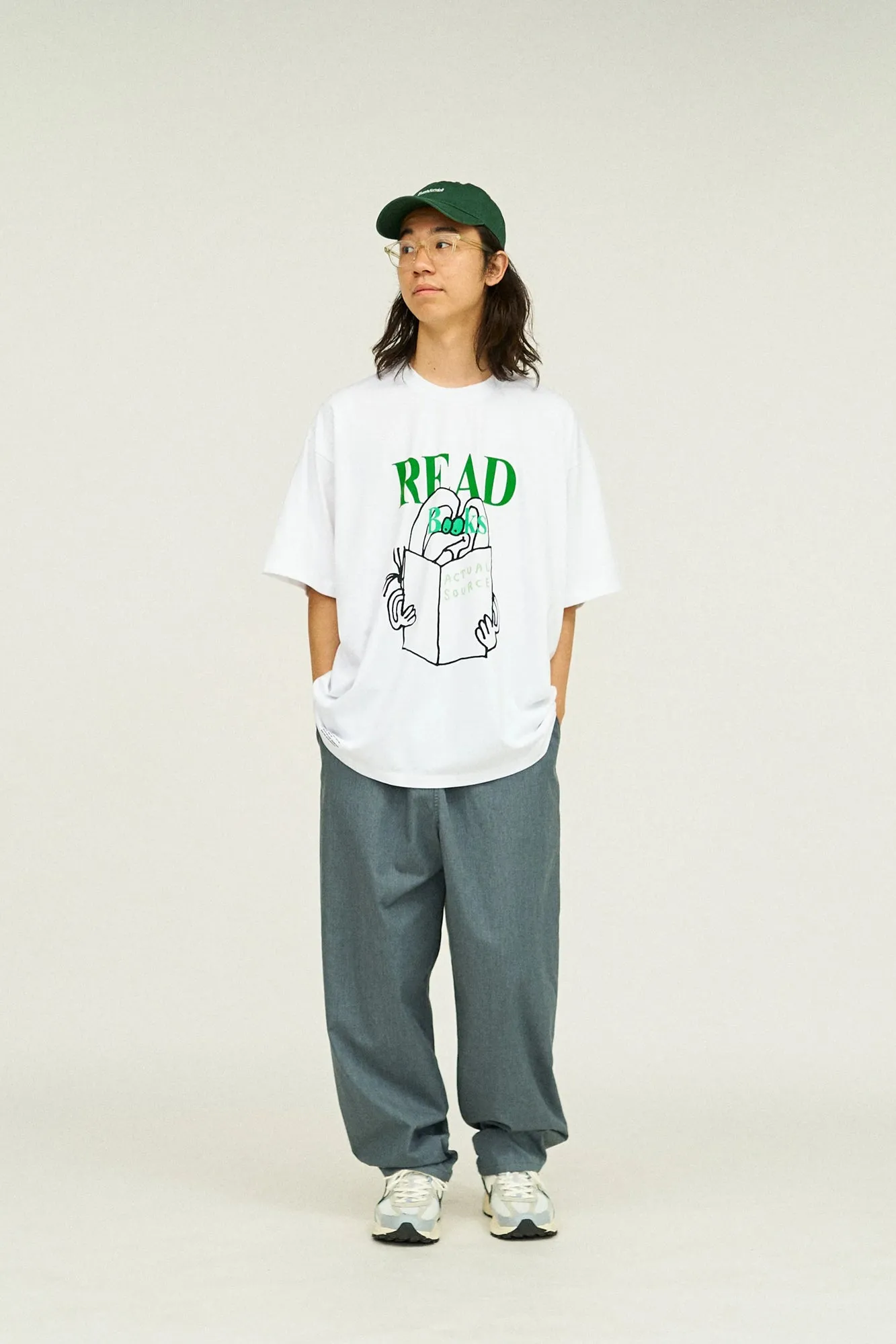 Oversized Tee “READ” (Green)
