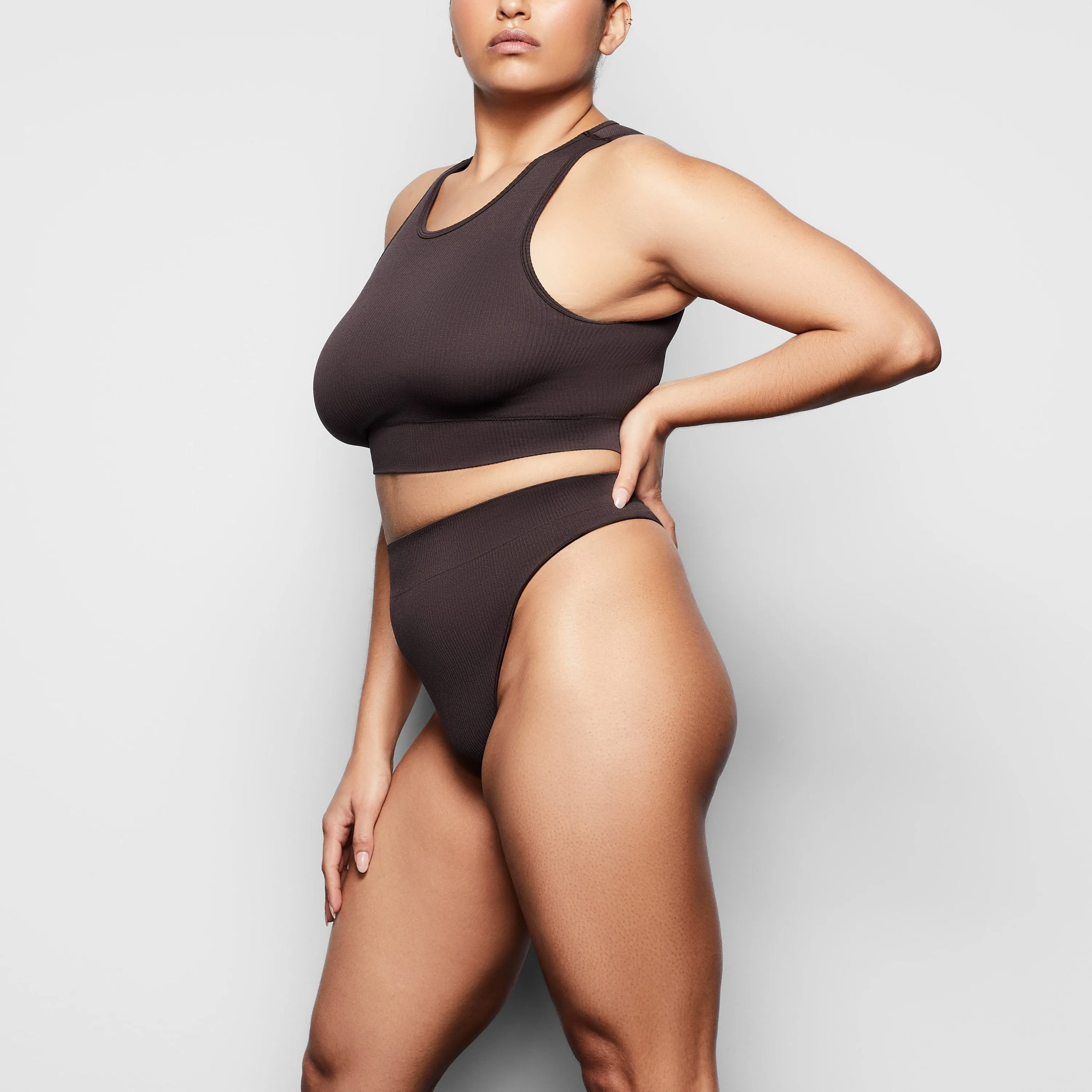 STRETCH RIB HIGH NECK BRA | SOOT