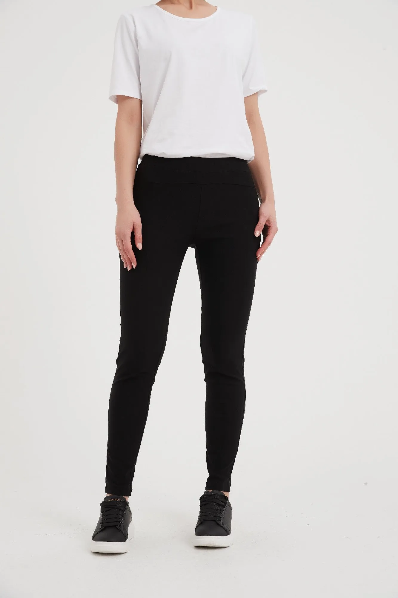 Tirelli Straight Pant - Black
