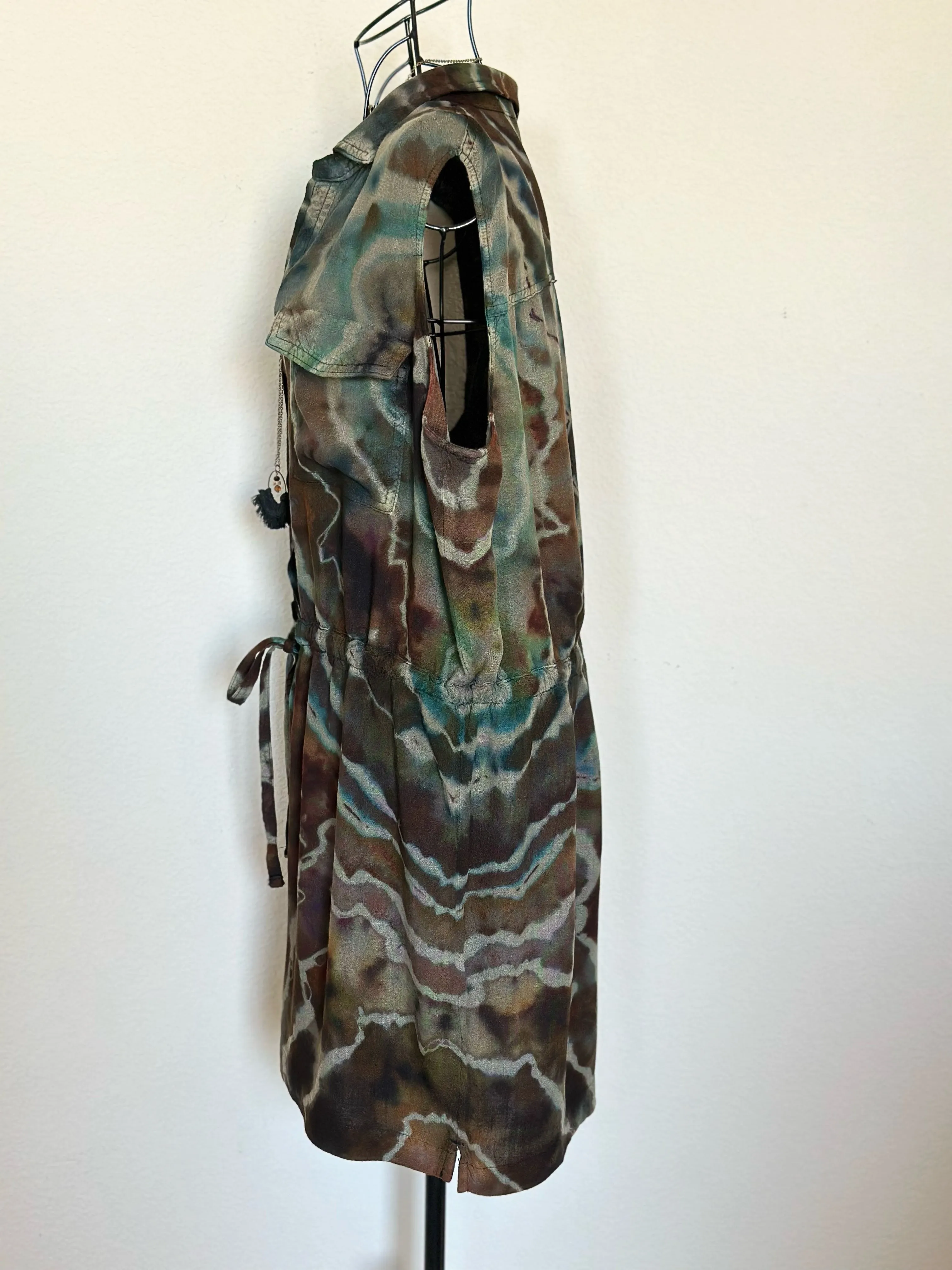 Women’s Large Upcycled Rock & Republic Reverse Geode Rayon Sleeveless Romper with Snap Buttons